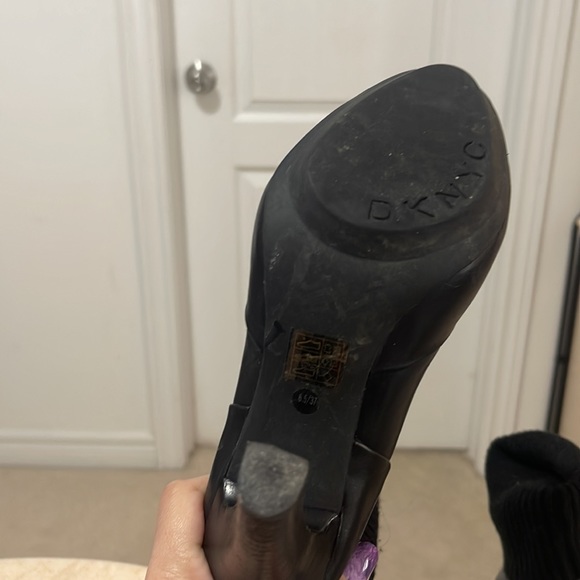 ❤️DKNYC Boots❤️ - Picture 6 of 7